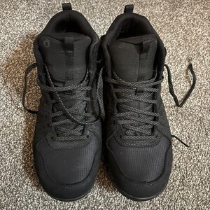 Black Primaloft  Oboz Bio light hiking boot Size 8